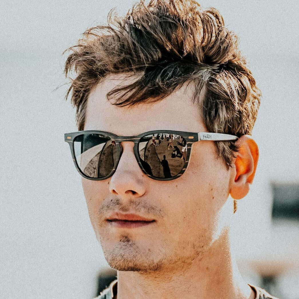 Lark – Unisex-Holzsonnenbrille