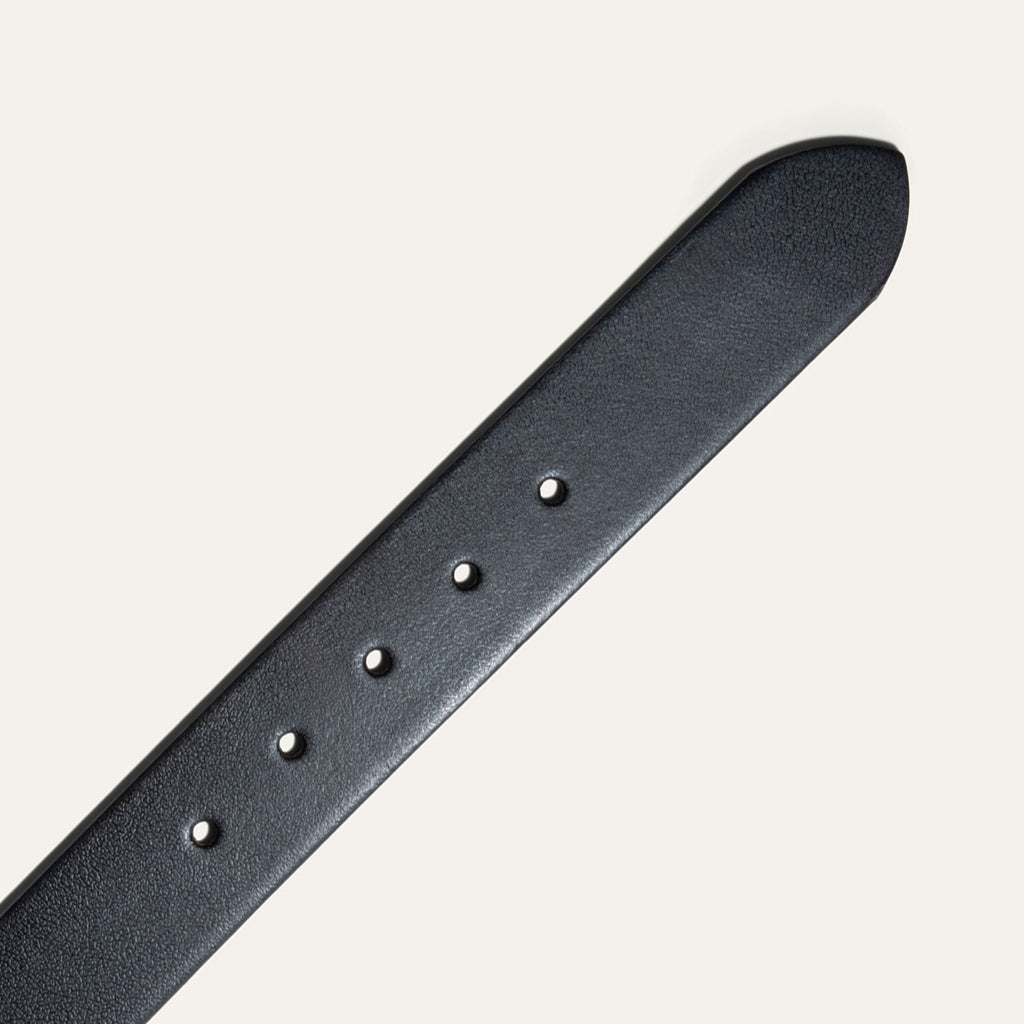 Cinturón de jean con borde biselado