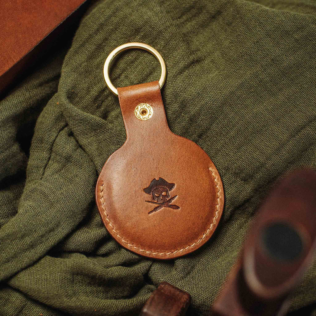 Pirate Goods Peso Pocket v5 Schlüsselanhänger Münzhalter – Leder-Challenge-Coin-Etui für EDC