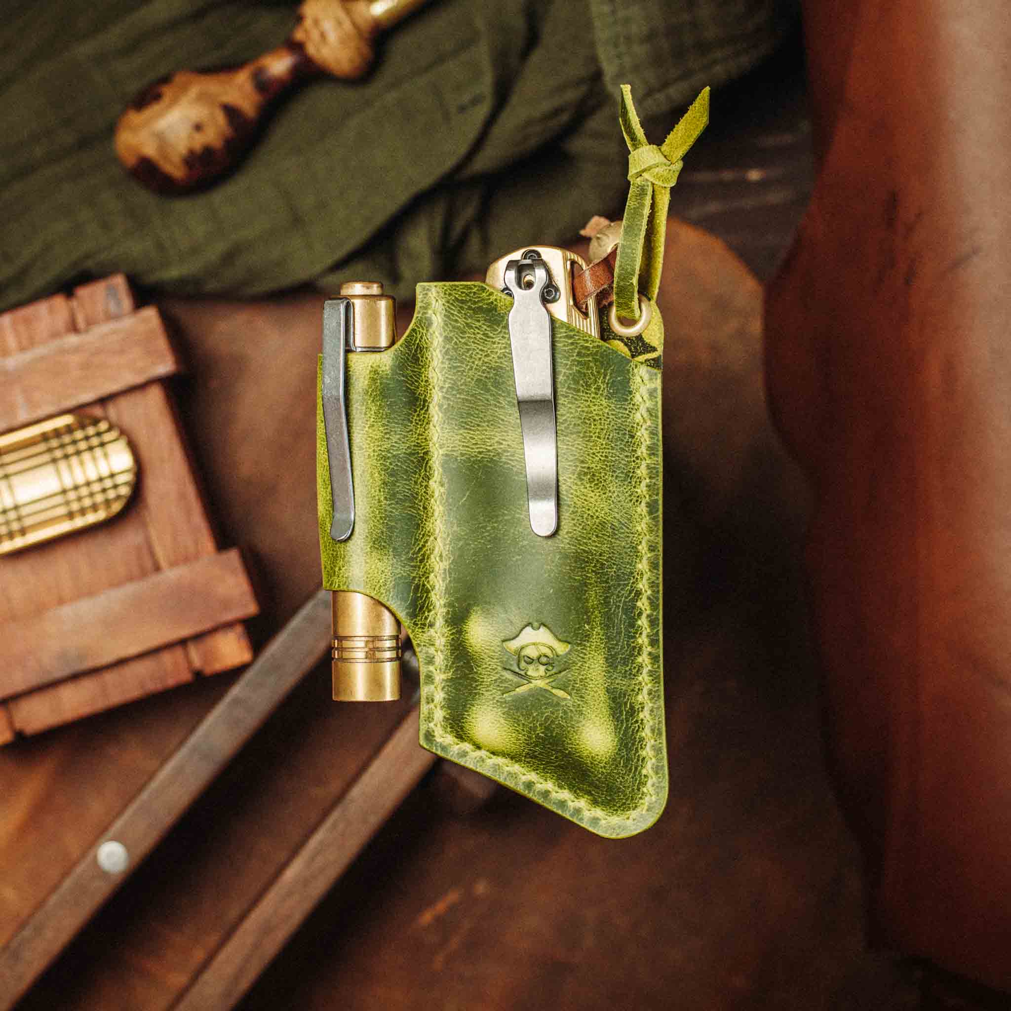 Pirate Goods Sailor v3 Messerscheide – Leder EDC Taschenmesserhalter