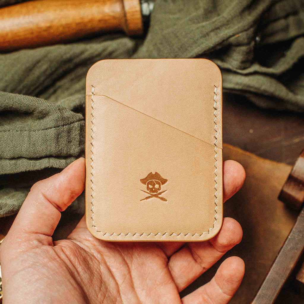Pirate Goods Boatswain v3 Slim Wallet – Minimalistischer EDC Kartenhalter aus Leder