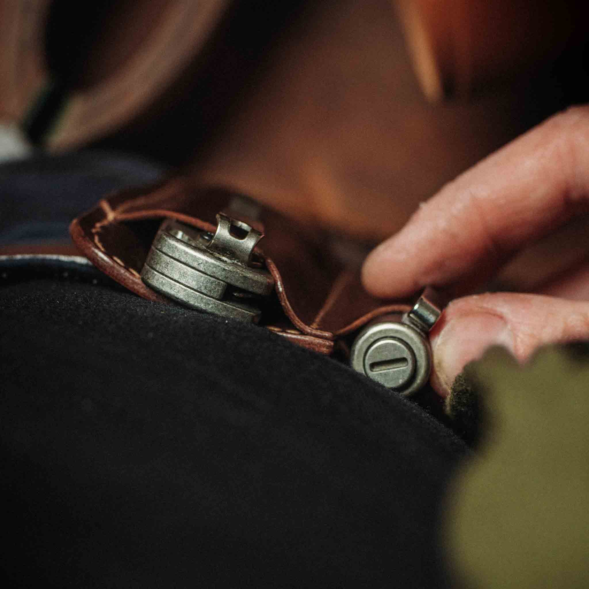 Funda de Cuchillo Marinero Pirata v4 – Soporte de Cuchillo de Cuero para Cinturón EDC