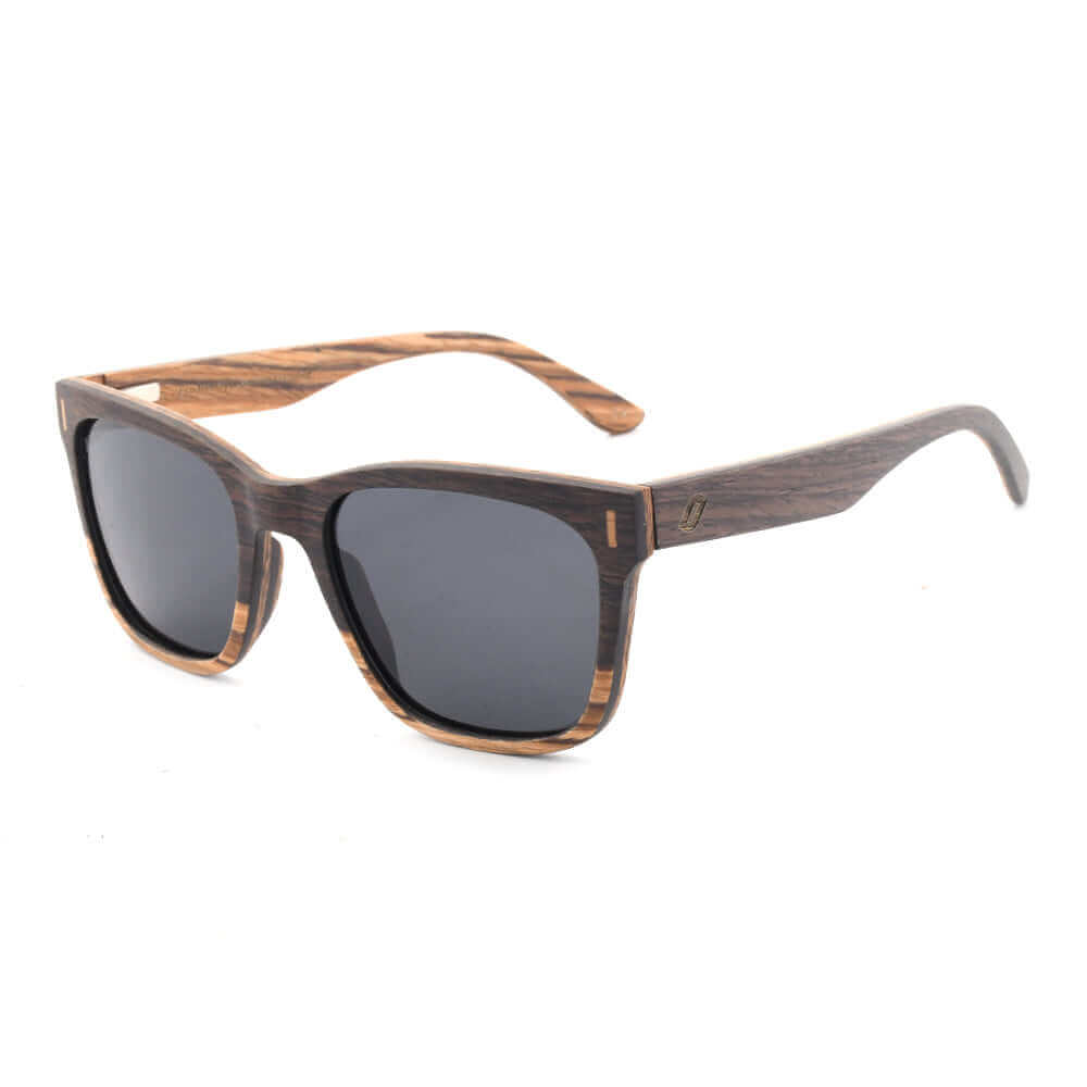 Laos - Gafas de sol de madera