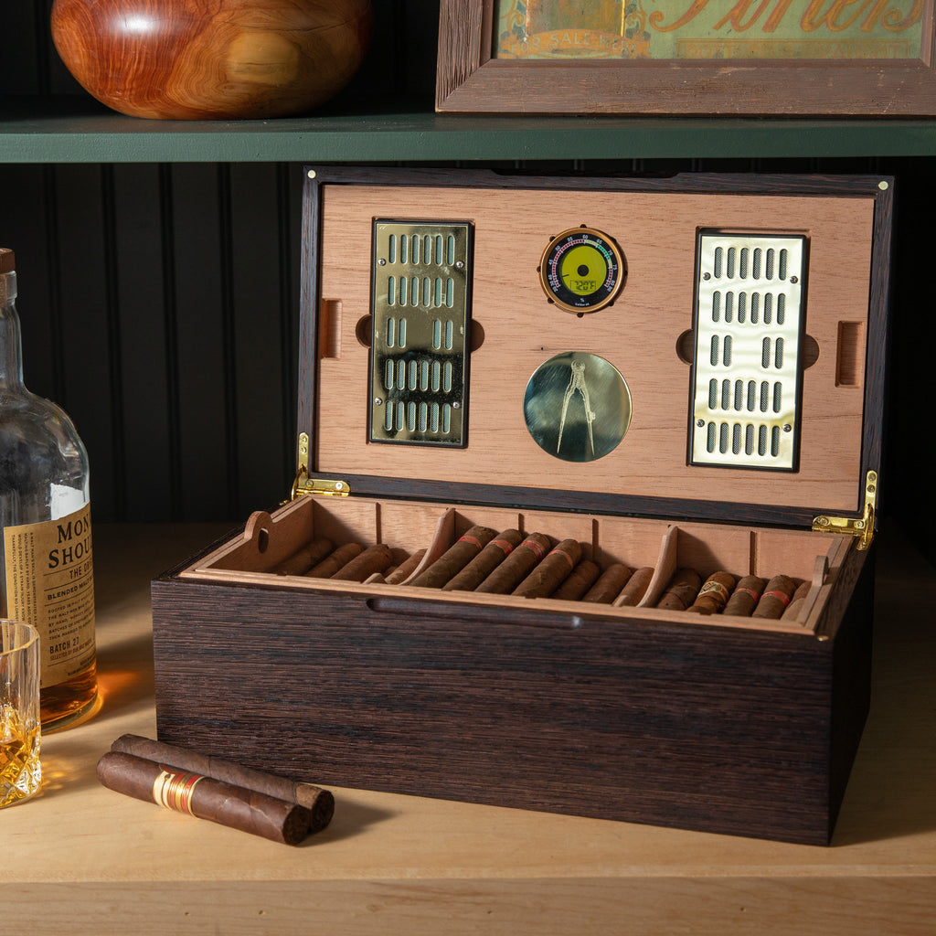 Humidor para puros - Wengué con revestimiento de cedro español - 80 unidades de capacidad