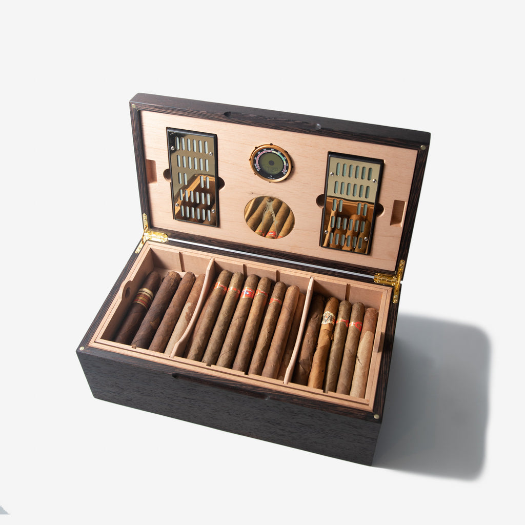 Humidor para puros - Wengué con revestimiento de cedro español - 80 unidades de capacidad