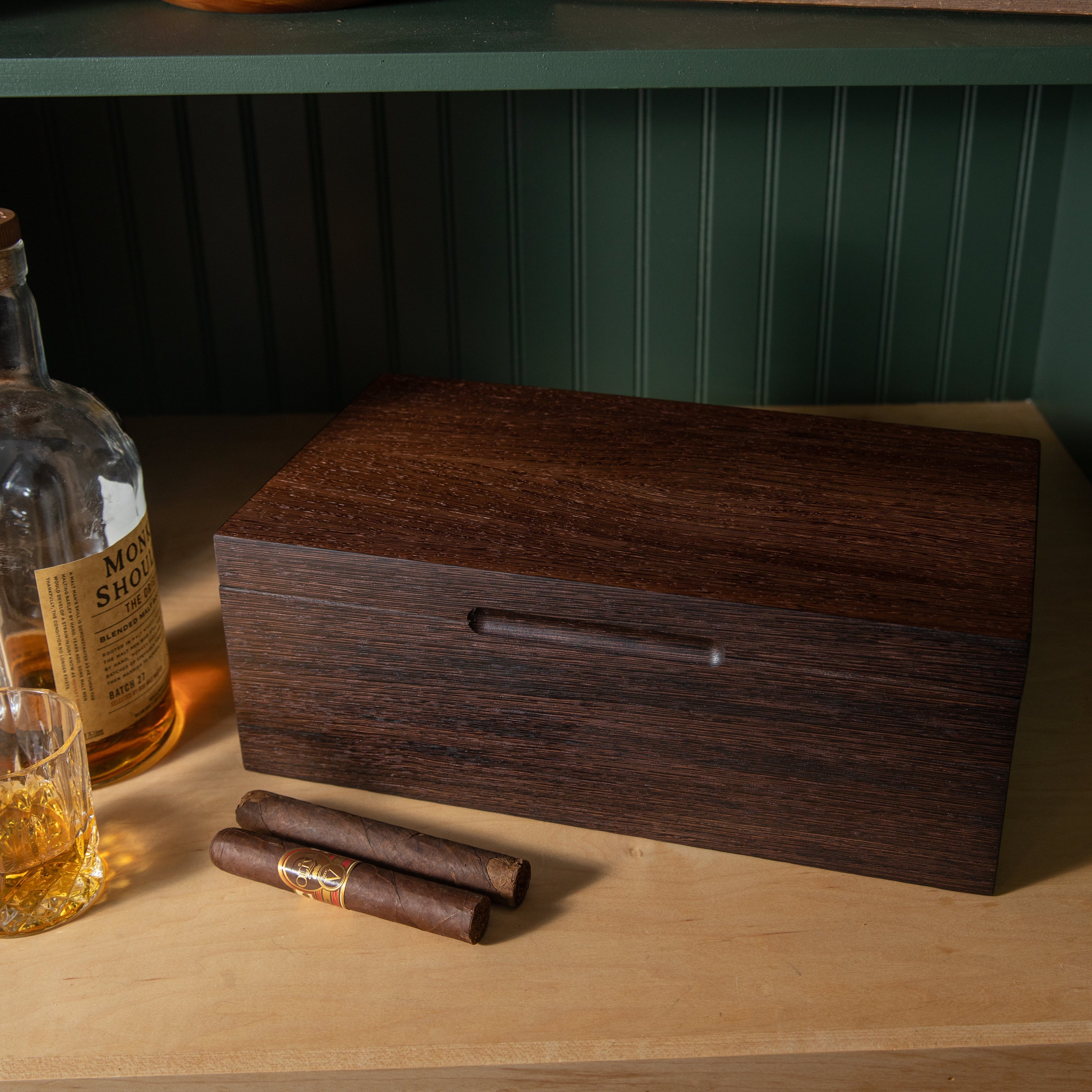Humidor para puros - Wengué con revestimiento de cedro español - 80 unidades de capacidad