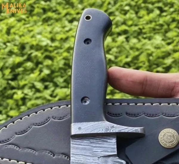 Damast-Jagdmesser mit Flammenmuster und G10-Griff