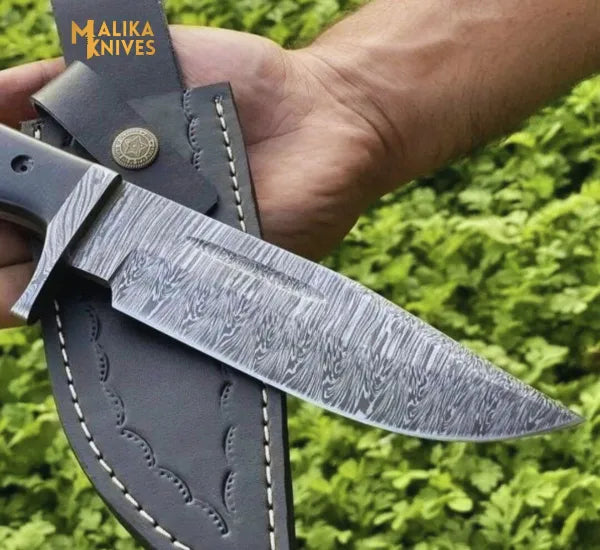 Damast-Jagdmesser mit Flammenmuster und G10-Griff