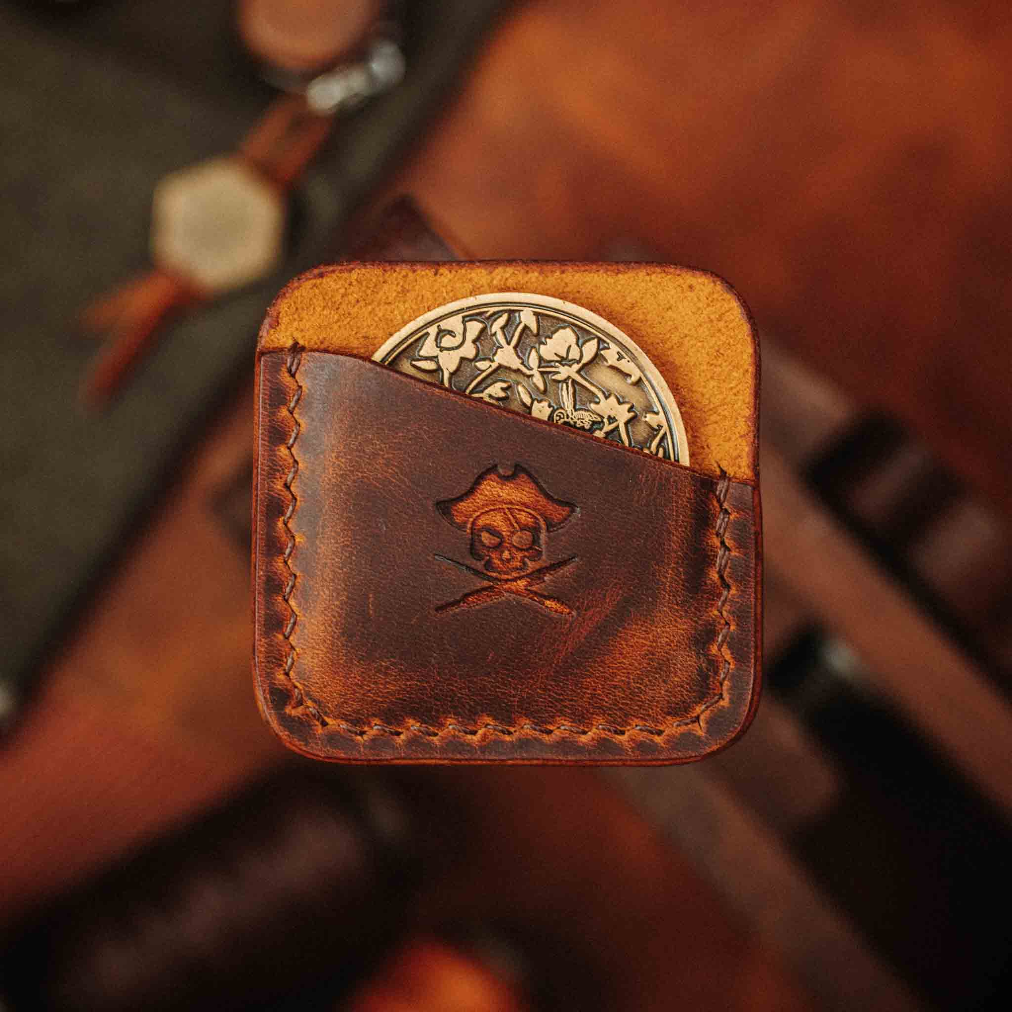 Pirate Goods Peso Münztasche – Lederetui für Challenge Coins für EDC