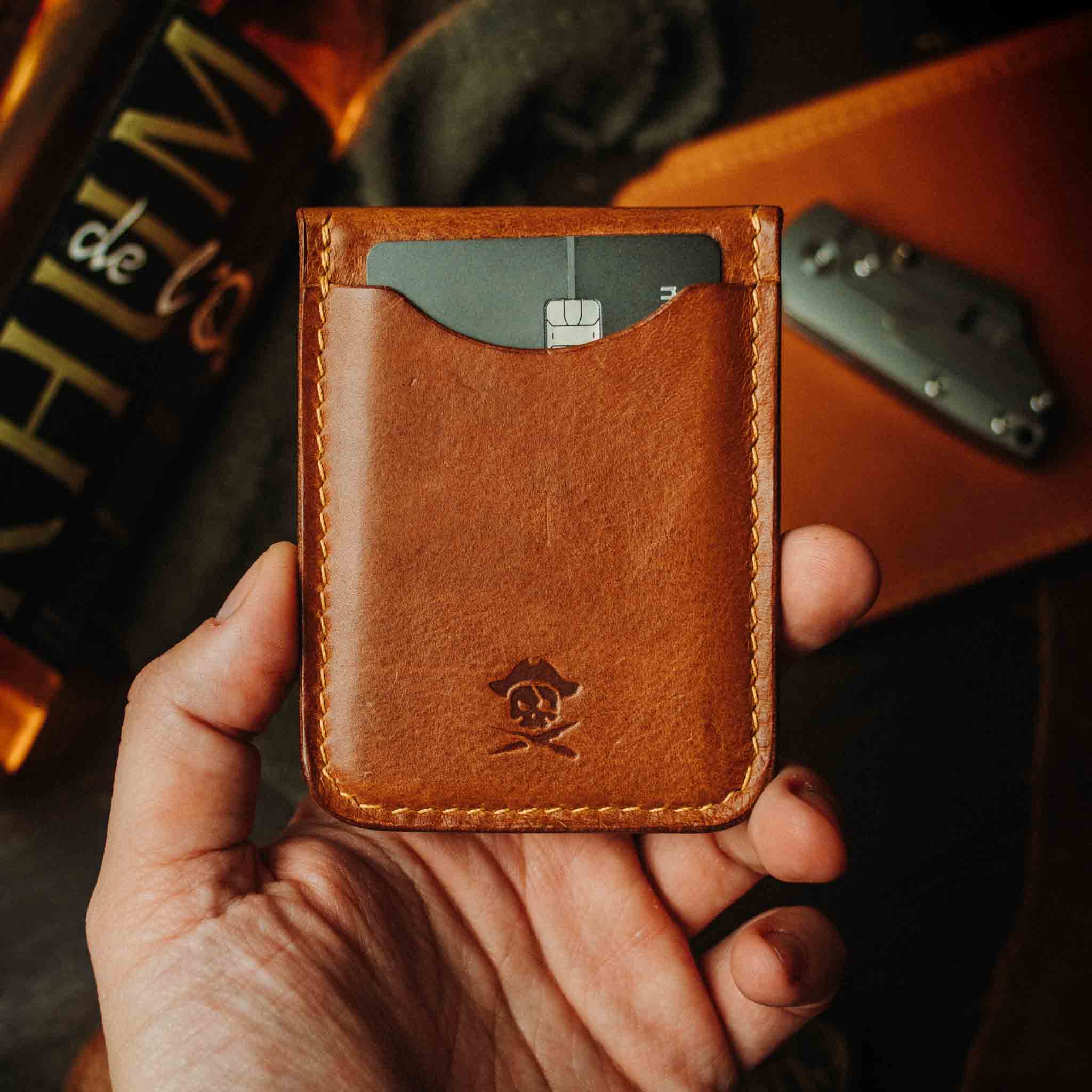 Leder-Klettverschluss-Geldbörse – Voyager v2 | Patch-Display-Kartenhalter | EDC